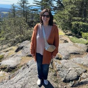 Meet your Posher, JC